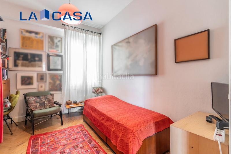 Foto 99d61695-481a-42dd-8246-56a3251e2999. Piso  en venta en calle de cea bermúdez en Vallehermoso Madrid