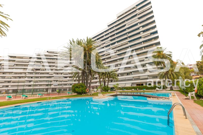 Foto 5825d3b3-4396-43bb-9da4-277589b0d532. Flat with parking in Racó Cullera