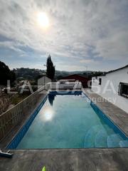 Casa in Residencial Park. Jardin, piscina, terraza, calefacción