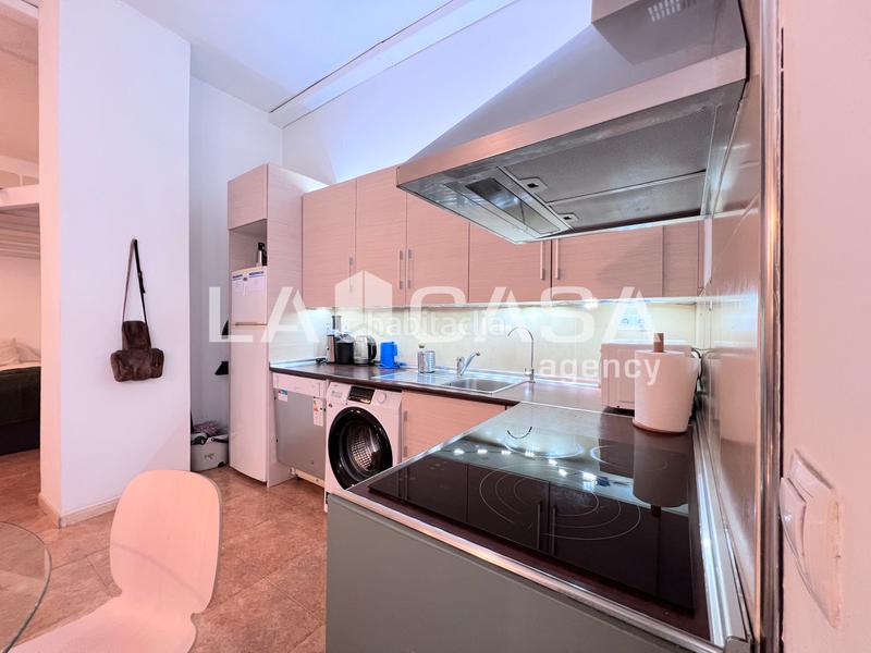 Foto 238f024a-e991-4f88-a357-a0545c39abf0. Loft calefacción, aire acondicionado, reformado en Badalona