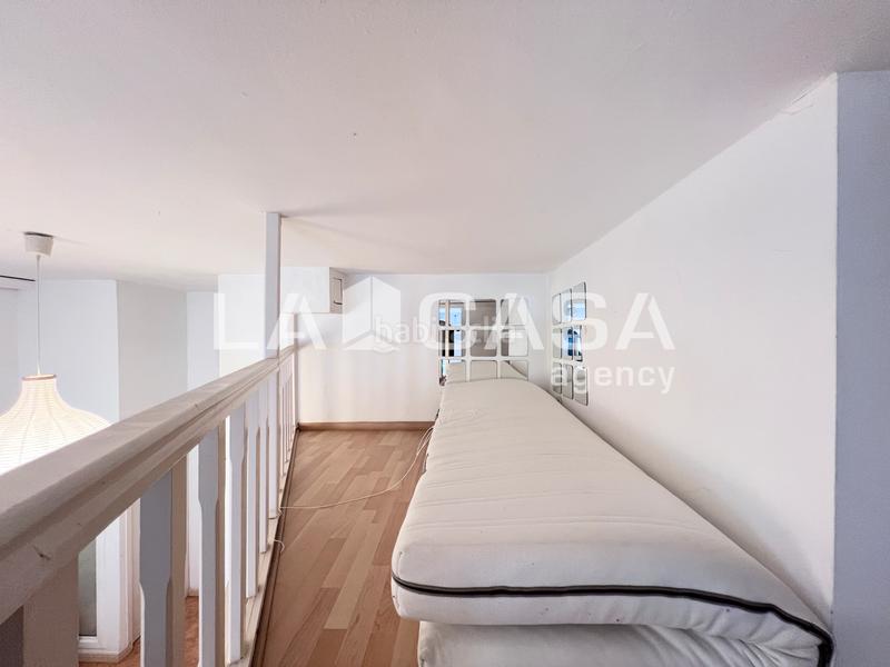 Foto 4ca91dc6-57e5-453d-bd43-109e5b428b71. Loft calefacción, aire acondicionado, reformado en Badalona