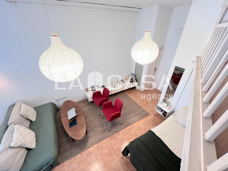 Foto 8f0cfc04-9d1e-4d89-b9c8-d8b3f39d47ad. Loft calefacción, aire acondicionado, reformado en Badalona