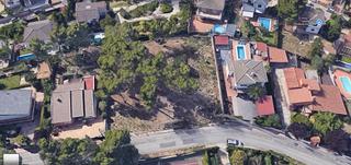 Residential Plot in Corbera de Llobregat. Terreno urbanizable de 702 m en zona residencial tranquila de co