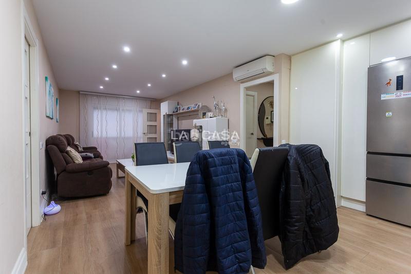 Foto 38f880d3-9230-4b91-b924-7dbb1b108e0c. Appartement dans Can Vidalet Esplugues de Llobregat