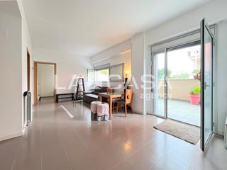 Planta baja en La Catalana. Oportunidad en la zona! piso para entrar a vivir. finca del año