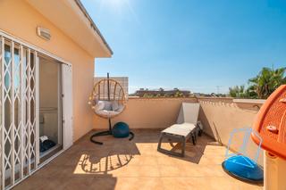 Casa a Calafell Residencial. Casa en calafell residencial, a 9 min de la playa. 194 m en 3 pl