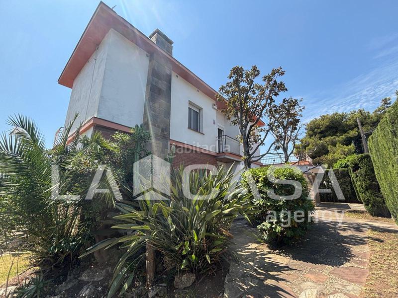 Foto 3f838056-1113-4cea-90dd-36961e942114. Maison avec parking dans Premià de Dalt