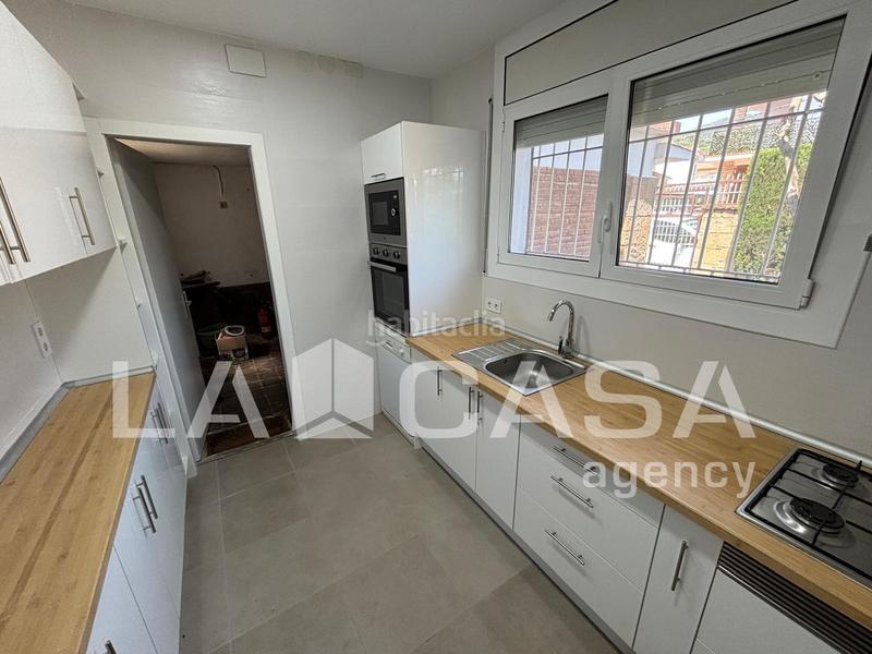 Foto 4b95d09c-6120-4aef-820e-ded12b1a3551. Maison avec parking dans Premià de Dalt