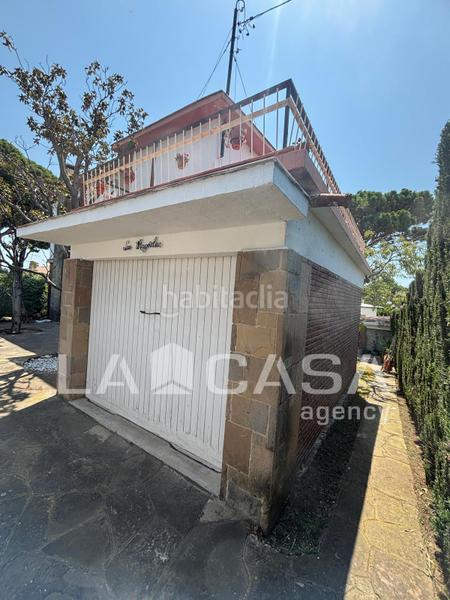 Foto c168bca6-eefc-453e-9b7d-c996de9fd071. Maison avec parking dans Premià de Dalt