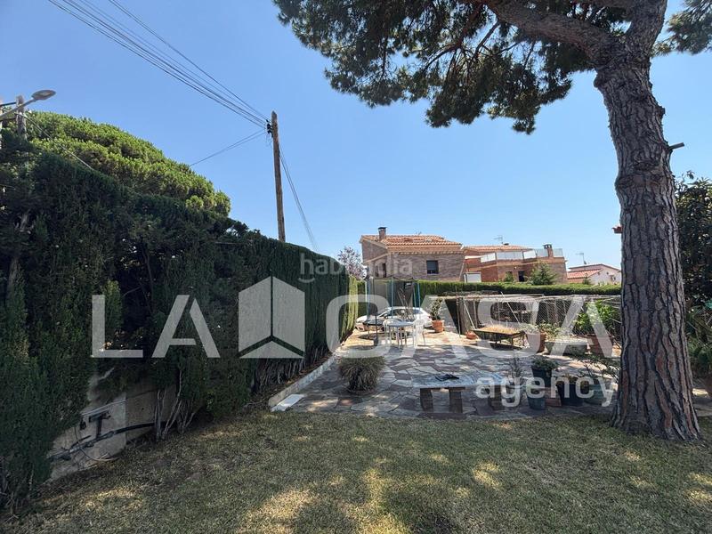 Foto f805b72f-3c23-4341-b0a2-44cc6ce4bdb7. Maison avec parking dans Premià de Dalt