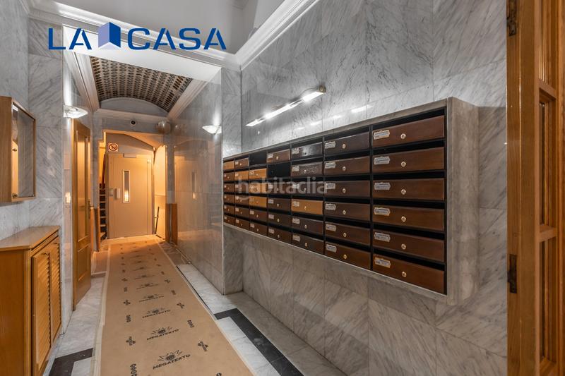 Foto 4a1d351c-fbbc-4f54-9a46-8f29243cc7d3. Planta baja piso en venta en calle de vallehermoso en Madrid