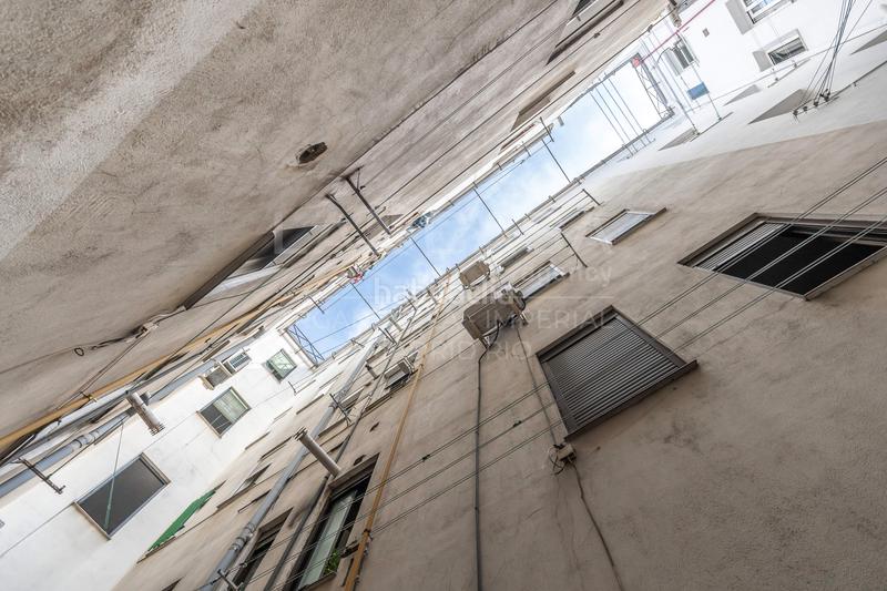 Foto 881a0289-127b-43d1-82d3-13ee03402c14. Piso  en venta en calle de linneo en Imperial Madrid