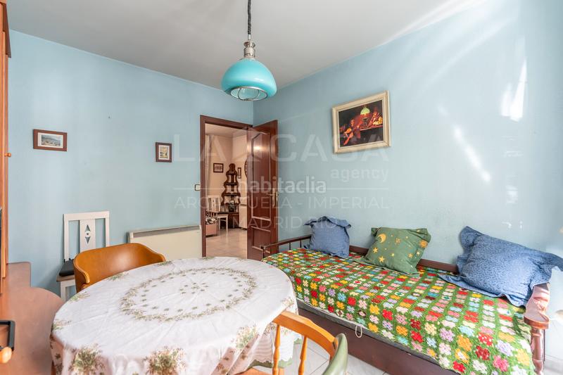 Foto b89370d5-dec9-404c-9bf1-d4ad23ed830f. Piso  en venta en calle de linneo en Imperial Madrid