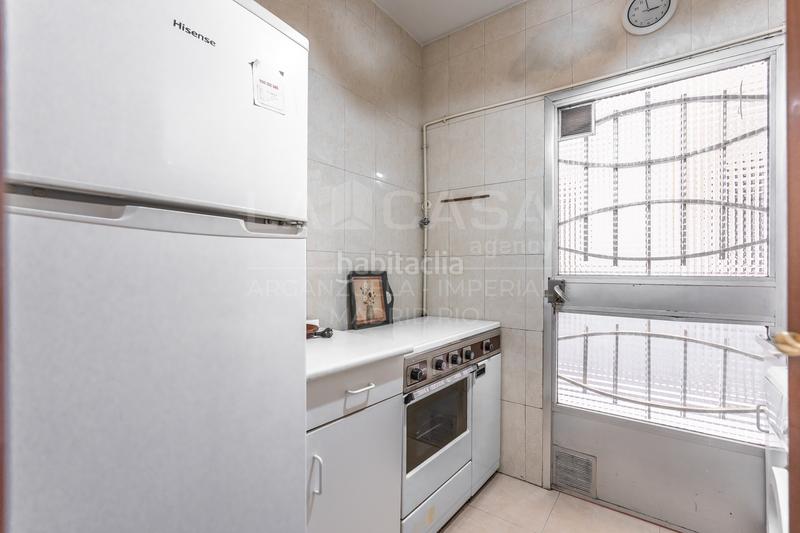 Foto c588970b-3ec5-4cfe-be1d-5ced3343ddc8. Piso  en venta en calle de linneo en Imperial Madrid