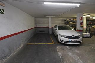 Car parking in Santa Eulàlia. Nave en venta en calle del comerç