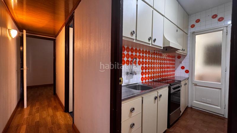 Foto 522f121b-3f88-4846-9373-409996d5a717. Appartamento in El Camp de l´Arpa del Clot Barcelona