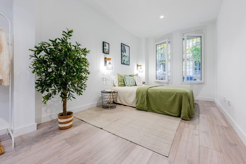 Foto cb4bd5b9-37bc-4e5e-899d-6ff571011fb2. Pis a Dreta de l´Eixample Barcelona