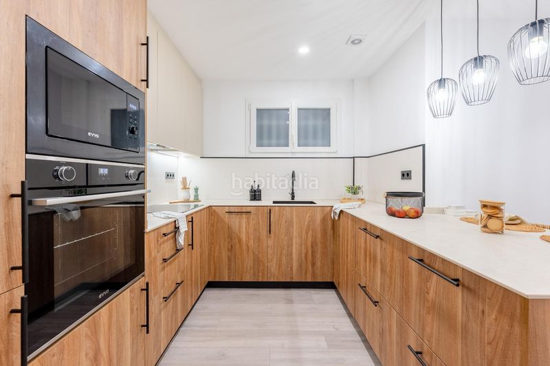 Foto f11af9b8-c497-4d81-89ed-10127cb92c99. Pis a Dreta de l´Eixample Barcelona