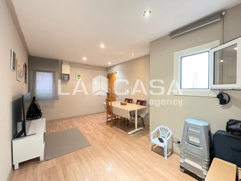 Foto fa8c84fa-a2f5-4bd1-b245-0e5c0044a08f. Pis a Llefià Badalona