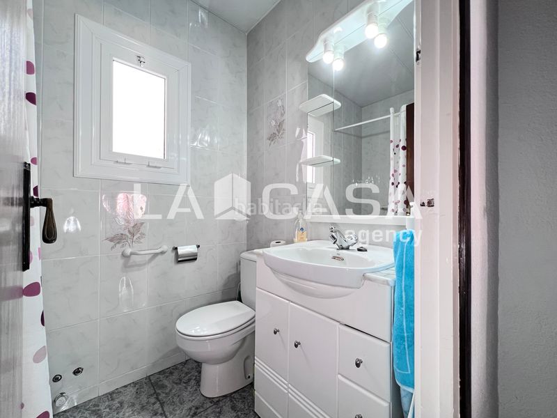 Foto afacbea1-ad9b-4426-b527-6a3fc096fc43. Pis a Llefià Badalona