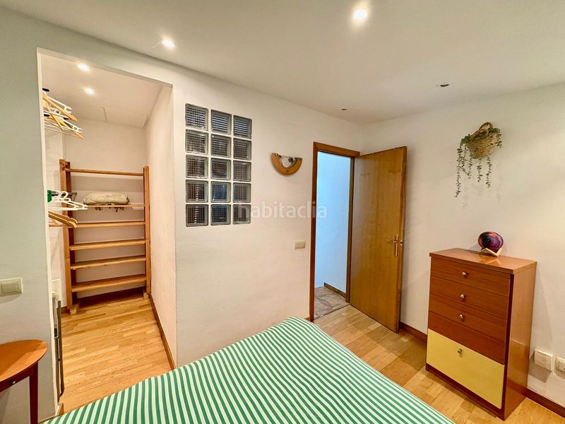 Foto 3d6b0bcf-ef1c-4dae-bff9-6f25ef0da610. Pis a Sants Barcelona