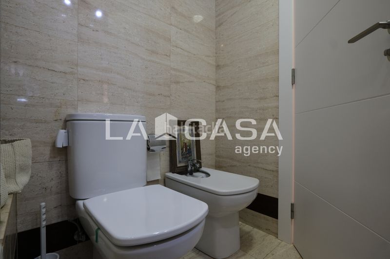 Foto 0b102eea-f109-4636-ae72-7bcb25d636d3. Pis amb calefacció aparcament a Vilapicina - Torre Llobeta Barcelona