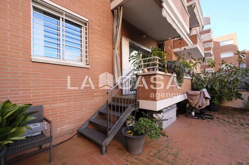 Foto df575642-ff48-45db-8a03-230f8c8d7bf0. Pis amb calefacció aparcament a Vilapicina - Torre Llobeta Barcelona