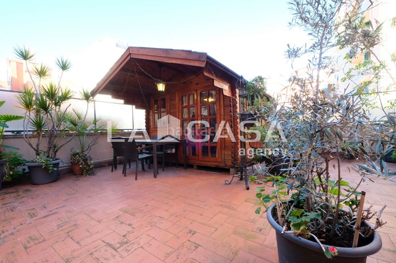 Foto e5fb2743-ff64-44e6-a4aa-cd6b36364b34. Pis amb calefacció aparcament a Vilapicina - Torre Llobeta Barcelona