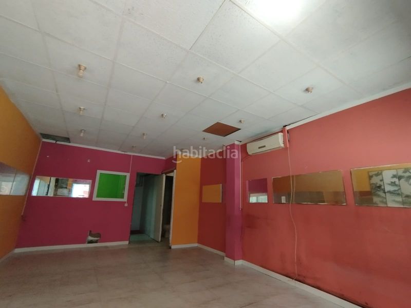 Foto 83d05546-2438-485d-83dd-a6800c51dfa5. Local comercial a Sant Ildefons Cornellà de Llobregat