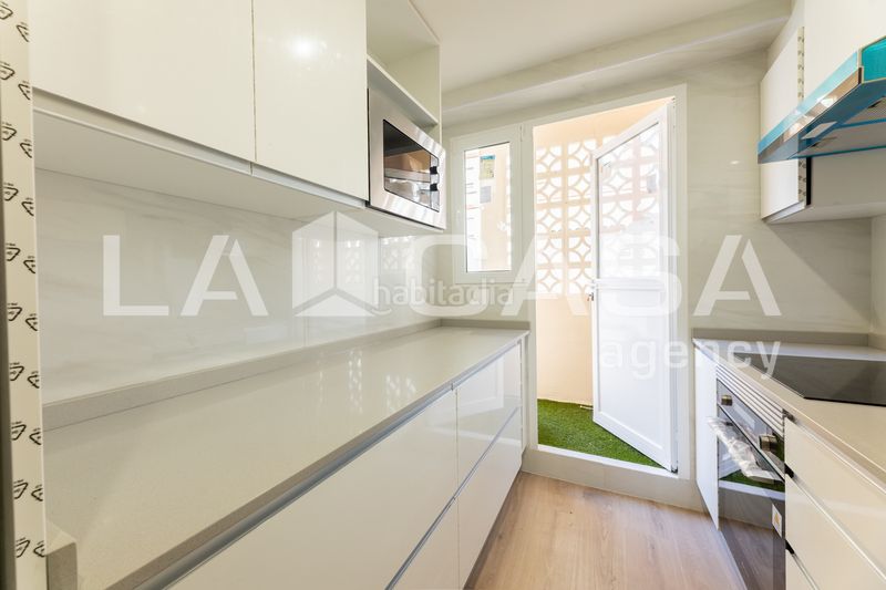 Foto 73257a13-7b5a-4f3c-ab00-3d046edff427. Pis a L´Amistat Valencia