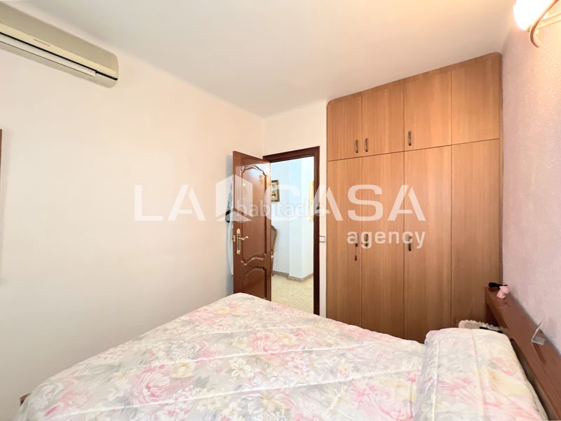 Foto 283d65a8-247c-44a1-9fcf-8075e6555d92. Àtic a Llefià Badalona