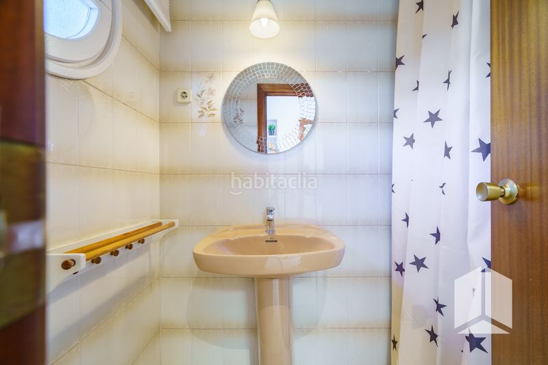 Foto 6bb94ac3-63fa-4e09-b6dd-ca272057e6ae. Casa adossada amb calefacció aparcament piscina a Castelldefels