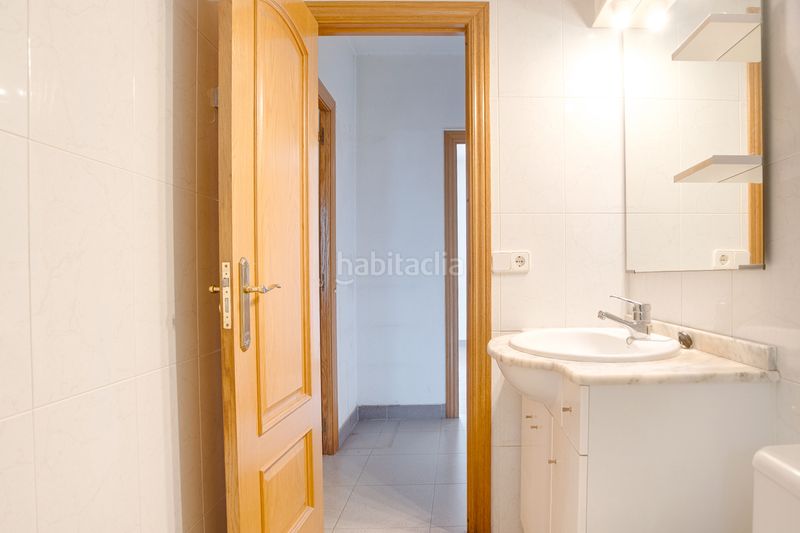 Foto 963dde87-ddab-4b6d-b39b-f7ab0bbe7df5. Pis a Llefià Badalona