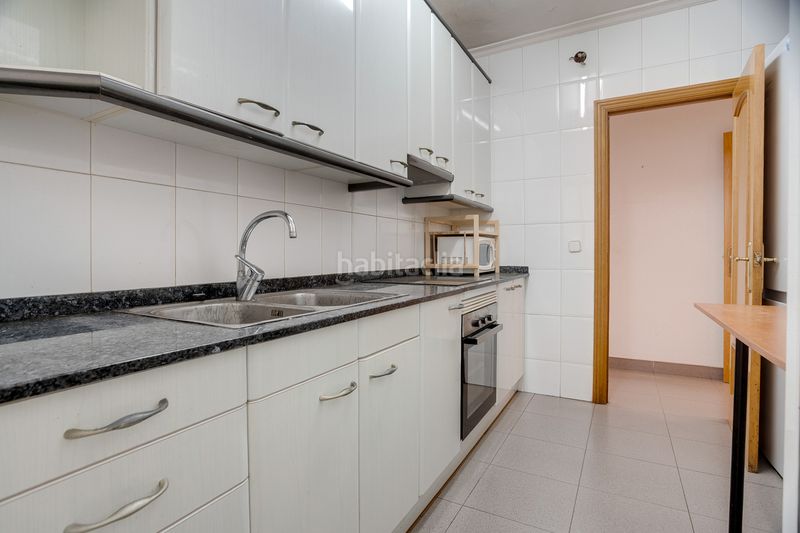 Foto d58623b2-2d28-461d-b4d0-4f69ac685563. Pis a Llefià Badalona