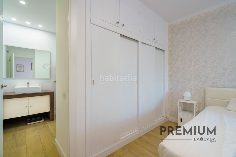 Foto d685ef72-3578-4aa2-b0c3-70dcb4e9fb19. Casa amb calefacció aparcament piscina a Montmar Castelldefels