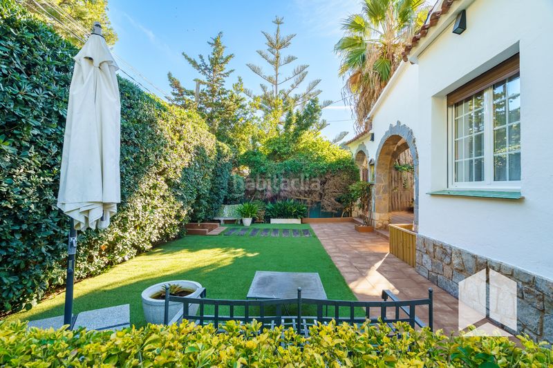 Foto 479e8e12-f10d-432e-bcac-cff3cc64acf1. Casa amb aparcament a Bellamar Castelldefels