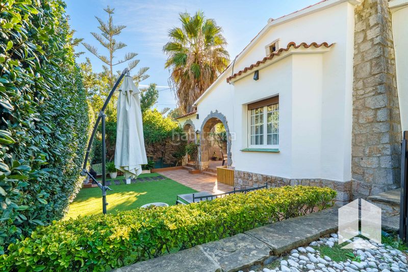 Foto b68f4c58-3091-4f2f-a281-8165a37a290b. Casa amb aparcament a Bellamar Castelldefels