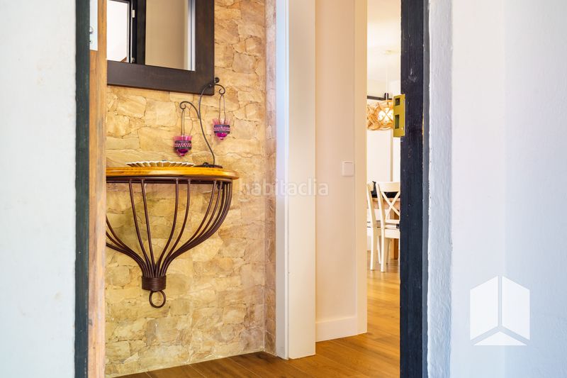 Foto eea6317a-c78b-4595-8a6e-c623227282d1. Casa amb aparcament a Bellamar Castelldefels