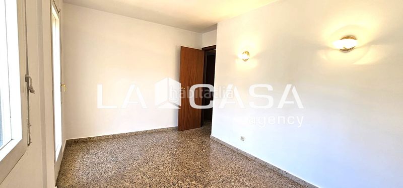 Foto e3a3fe42-5c8e-4481-a987-0b358f22dc7a. Pis a Prosperitat Barcelona