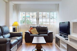 Flat in Aiora. Piso en ayora, valencia, de 69 m2 con 3 habitaciones, salóncomed