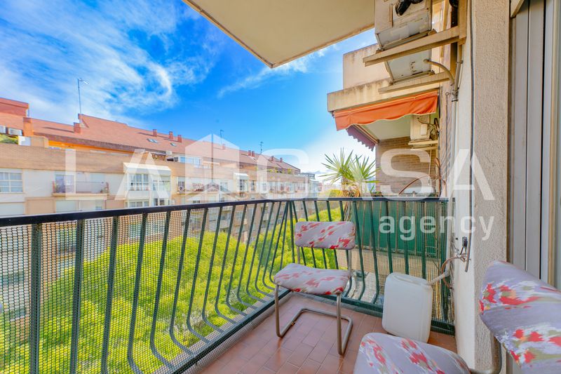 Foto a4eb616d-f0f4-448c-bf3f-a5d8b605ef5b. Pis a Tormos Valencia