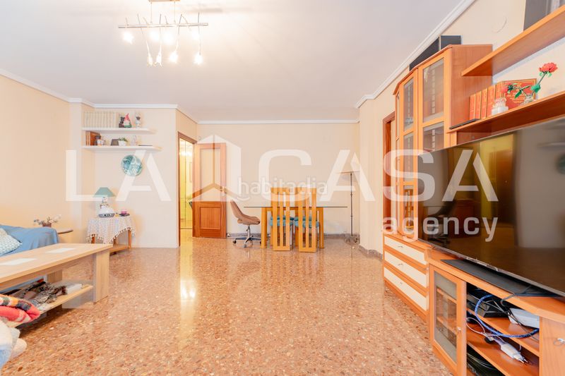Foto afdec33f-ddd6-4a46-9cef-f7a0d0d0e879. Pis a Tormos Valencia