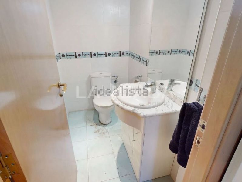 Foto 8362a317-d54e-40ab-9f68-016471dab9b6. Local comercial a Albors Valencia
