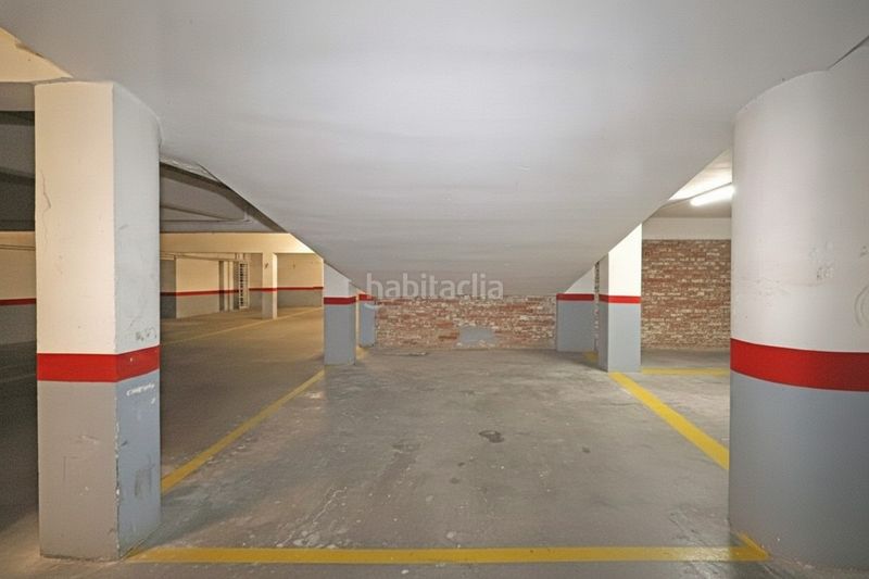 Foto 5a048bc7-e7fb-4490-9c35-85dc90e7cad8. Pis amb aparcament a Sants Barcelona