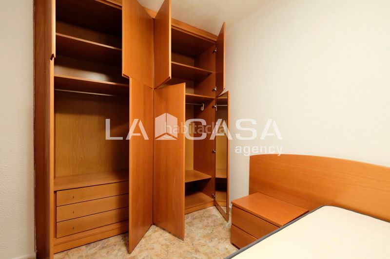 Foto b1ddb884-1c67-43ba-9956-ee497de4d3f2. Pis a Carmel Barcelona