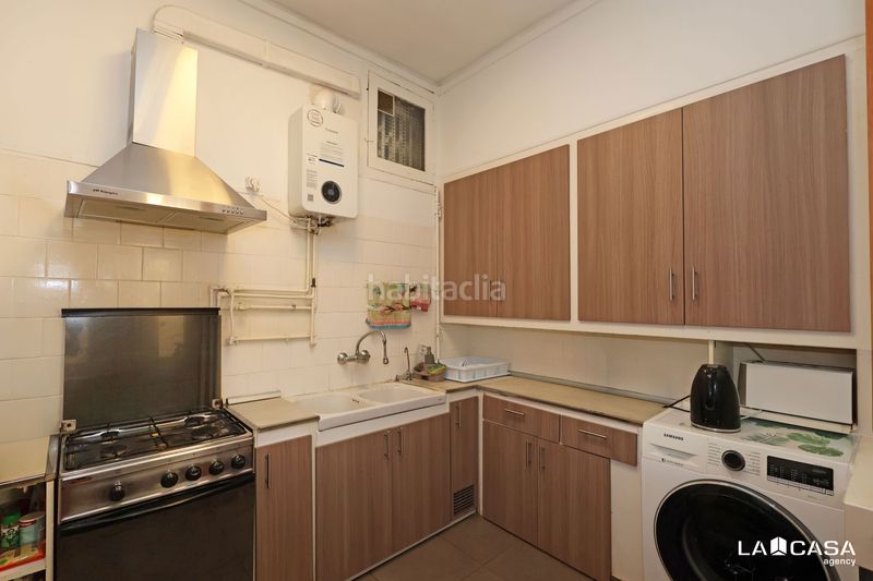 Foto 111c4d35-ffe8-4f5c-a72f-3b9e48a9f385. Pis a St. Pere - Sta. Caterina - El Born Barcelona