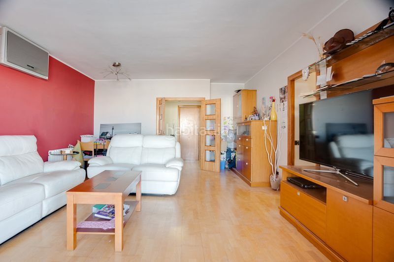 Foto 21f9107c-d876-4a03-a101-2a725f4b9141. Dachwohnung in La Florida Hospitalet de Llobregat (L´)