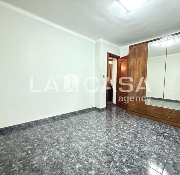 Foto a360ca49-f9e7-45d8-8ad2-495274ec9618. Pis a Llefià Badalona