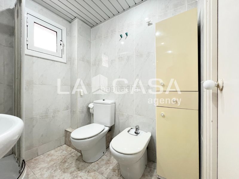 Foto f70ba6de-3565-4b18-b52a-5671d1225ae6. Pis a Llefià Badalona
