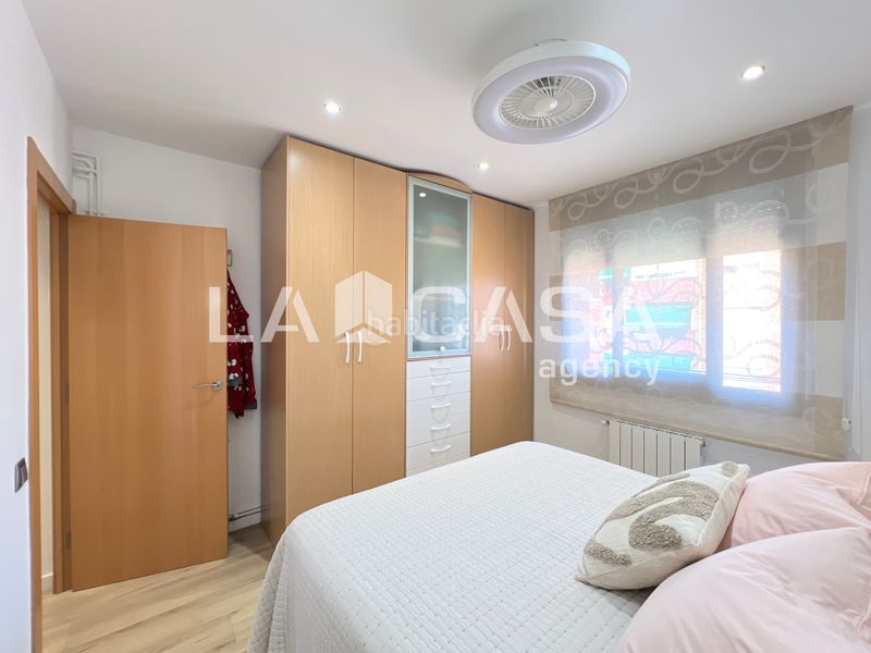 Foto bbe17610-486f-46d1-a954-1b74e829290a. Pis amb calefacció aparcament a Llefià Badalona